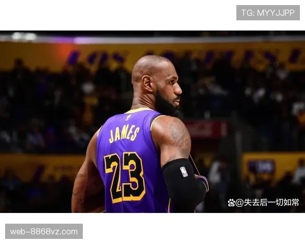 勒布朗挡拆拉开空间提升球队关键时刻得分效率