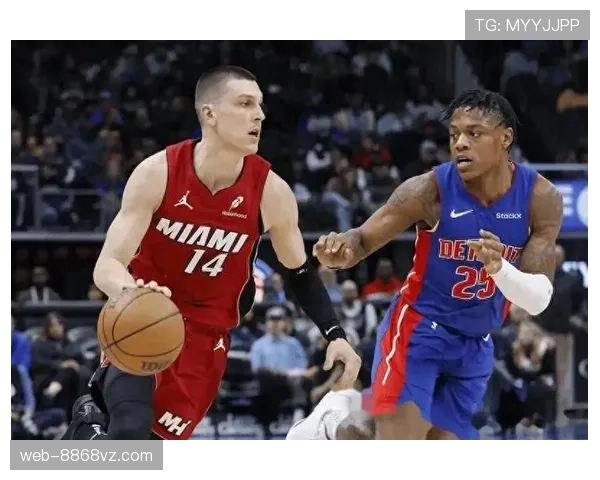 希罗无球跑动拉开空间，三分效率超同位置得分手