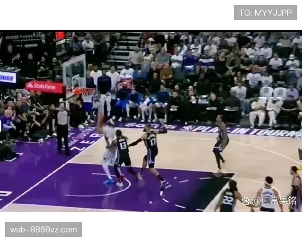 朗多挡拆为浓眉制造错位胜于单打提升效率