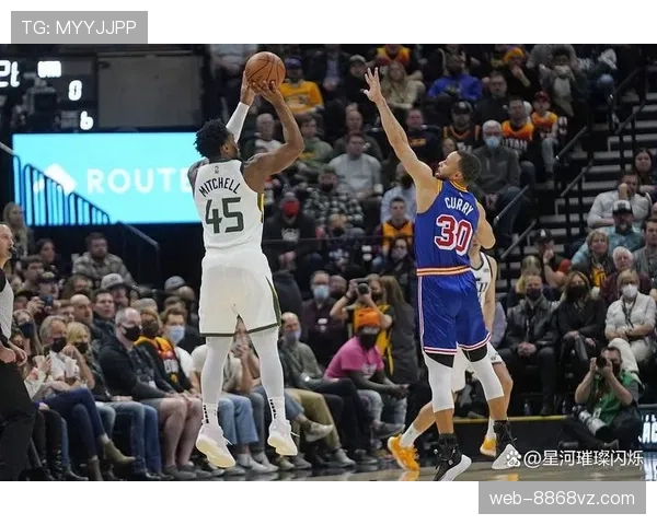 巴郎·戴维斯无球跑动效率提升显著 拉开防守空间助团队进攻转型