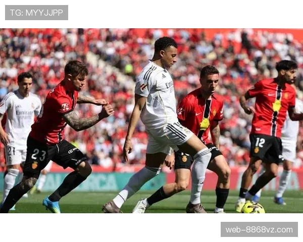 皇马效率与控球撕裂体现阶段性混乱，比赛表现稳定性面临考验